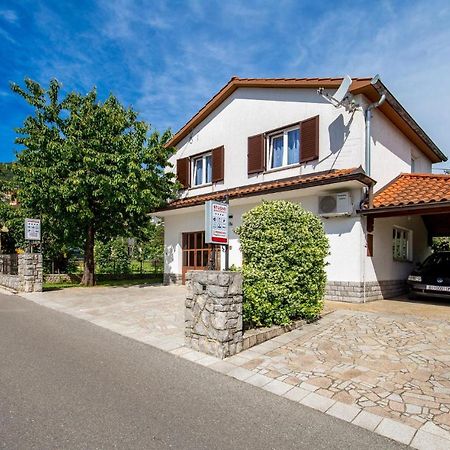 Nice Apartment In Rukavac With Kitchen מראה חיצוני תמונה