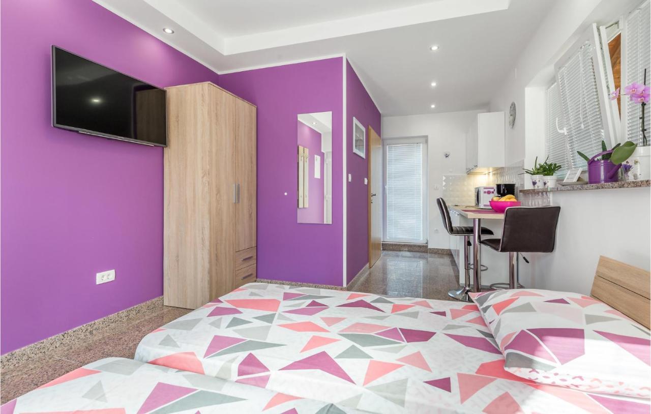 Nice Apartment In Rukavac With Kitchen מראה חיצוני תמונה